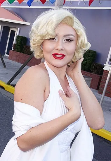 Marilyn Monroe character meet and greet at Universal Studios Florida