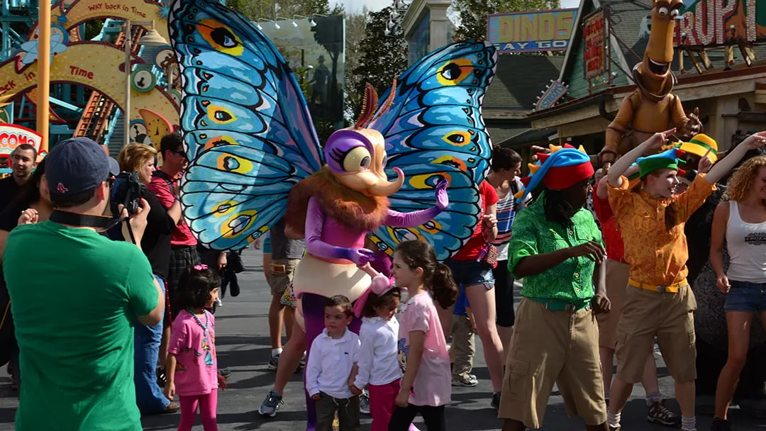 Walt Disney World, Disney's Animal Kingdom, Dinoland Dance Party, Slim, Gypsy, Terk, Brer Fox