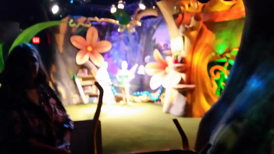 Meet Tinker Bell at Town Square Theater in Walt Disney World Magic Kingdom (13)