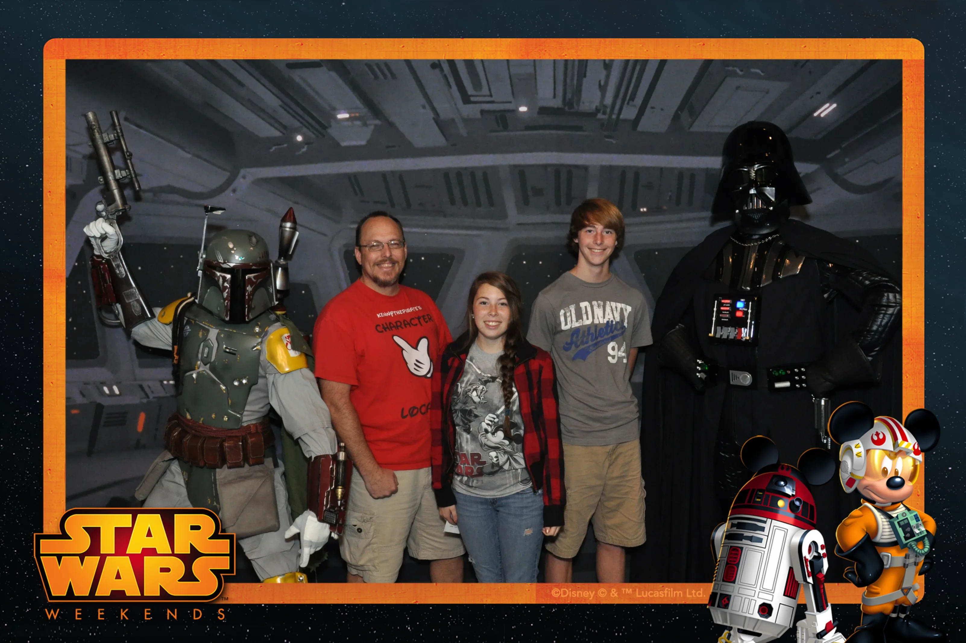Boba Fett and Darth Vader Star Wars Weekends Photopass (2)