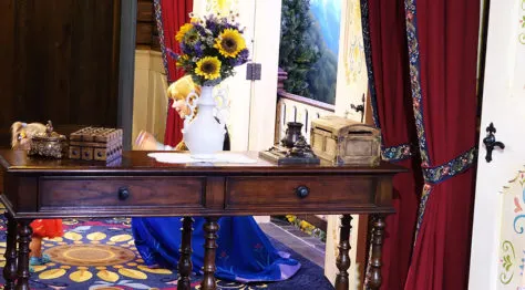 Meet Anna and Elsa at the Royal Summerhus in Epcot (46)