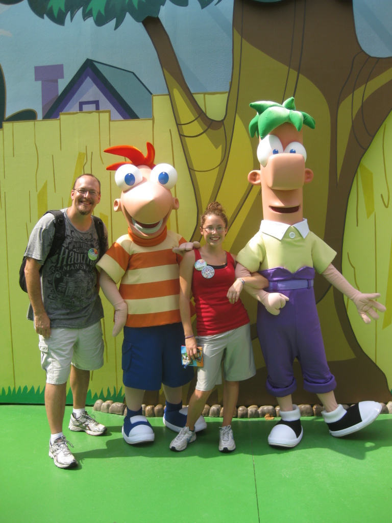 Phineas and Ferb - Hollywood Studios - KennythePirate.com