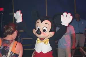 Disney Jr Dance Party Mickey Mouse