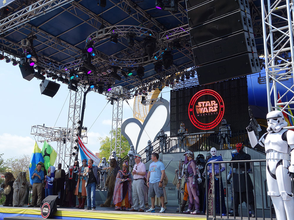 Star Wars Weekends Parade Stage Show (2) | KennythePirate.com