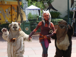 Paploo the Ewok and Wicket with Ahsoka Tano