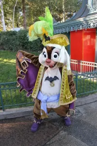 Disneyland Paris, characters, chip n dale