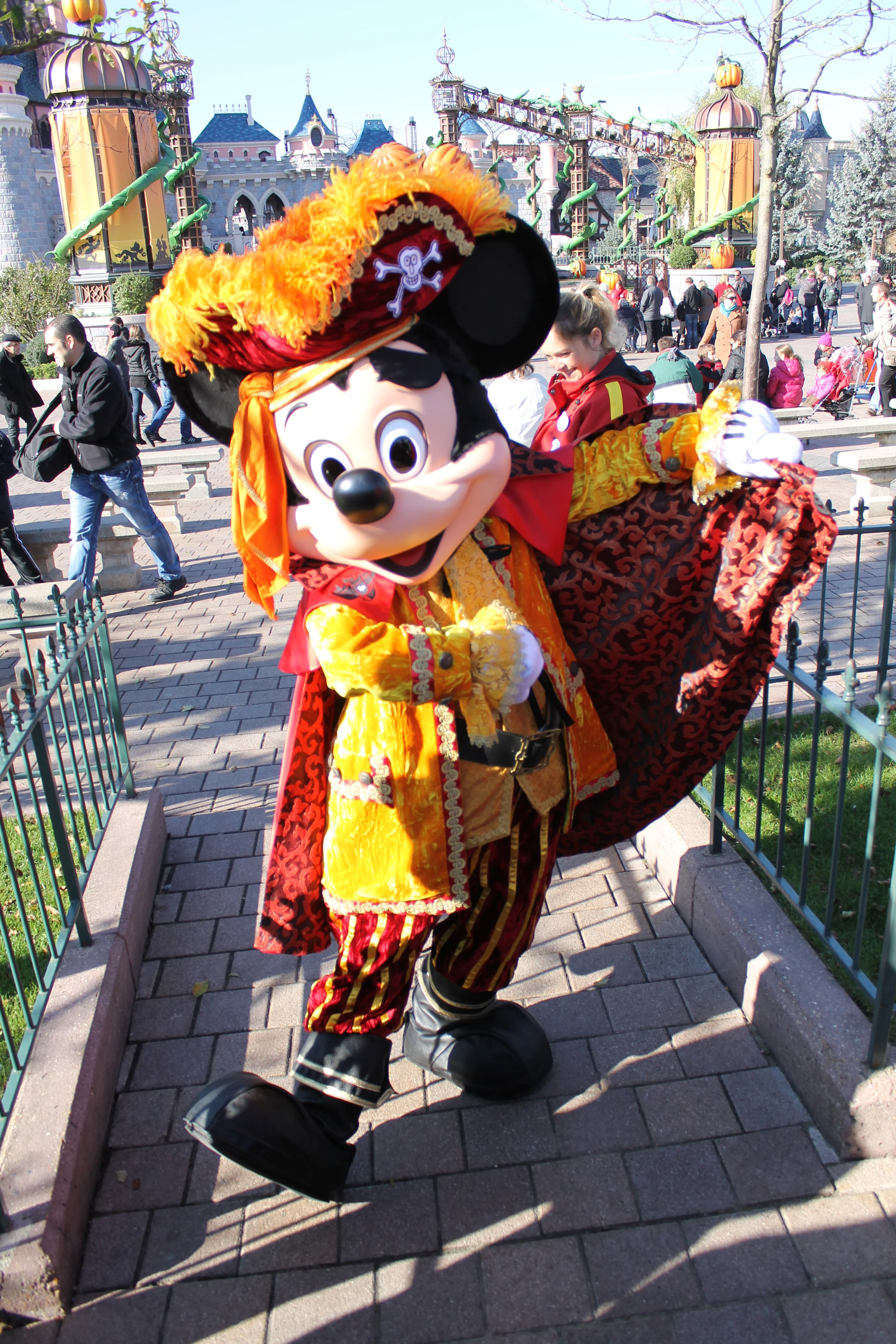 On October 31st 2012 the Disney Character Train was bringing out some of the VIP Characters in special Halloween Pirate outfits. These outfits were only used during that day.