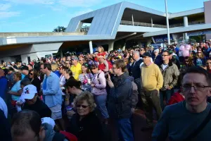 Walt Disney World, Epcot, rope drop