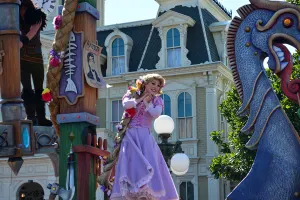 Walt Disney World, Magic Kingdom, Festival of Fantasy Parade, Tangled Float, Rapunzel