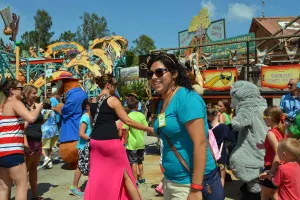 Smiles at Animal Kingdom Dinoland Dance a Palooza dance party