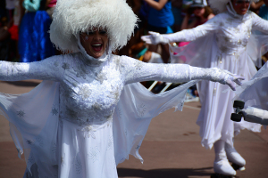 Frozen parade with anna and elsa at Hollywood Studios