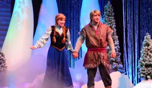 Frozen Summer of Fun Live Sing-a-Long featuring Anna Elsa and Kristoff