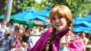 How to experience the Frozen Royal Welcome at Disney's Hollywood Studios #frozenfun #coolestsummerever Anna