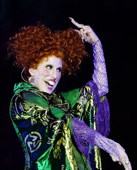 Hocus Pocus Villain Spelltacular at Mickey's Not So Scary Halloween Party 2015 (29)