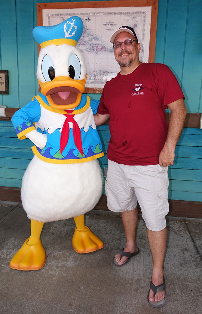 Donald Duck Swimmer At Castaway Cay Disney Fantasy Kennythepirate 