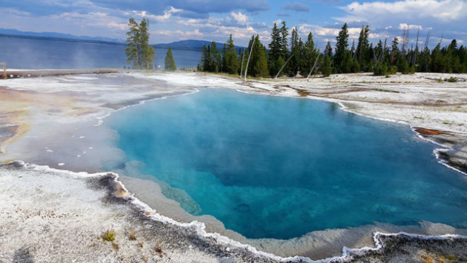 Our Yellowstone Adventure - Day 6 River Swimming, West Thumb and a case ...