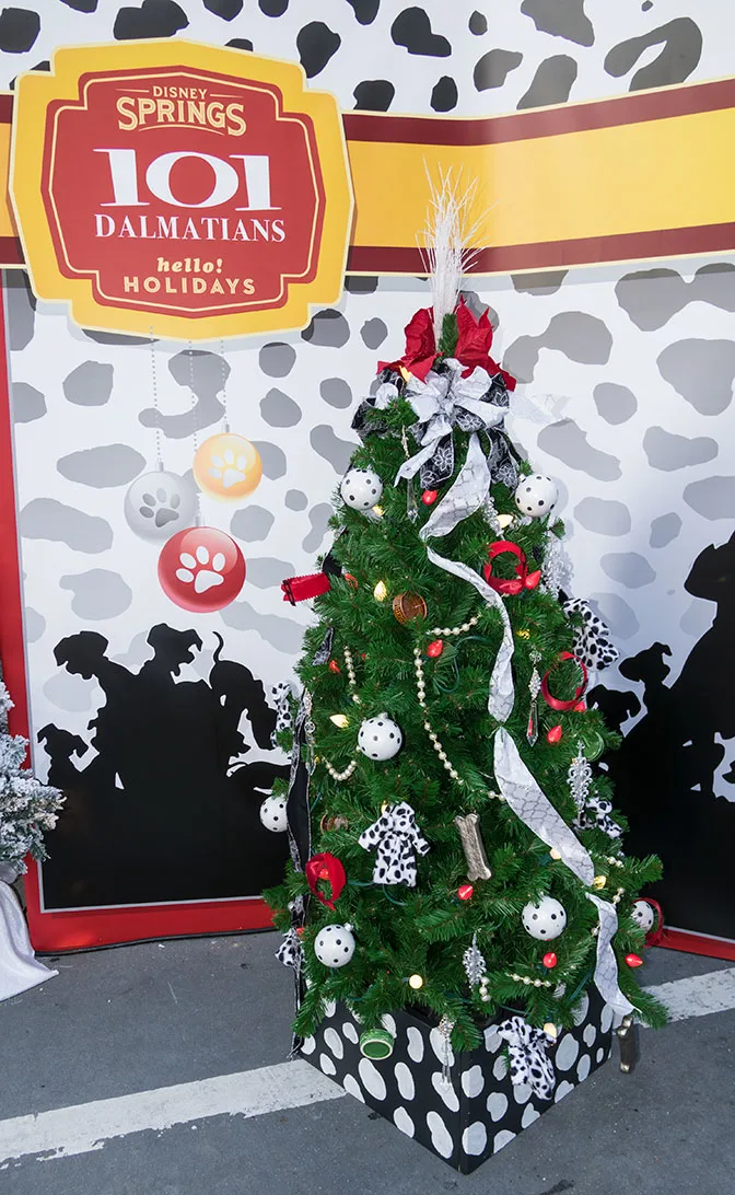 Disney Springs Christmas Tree Trail 2016