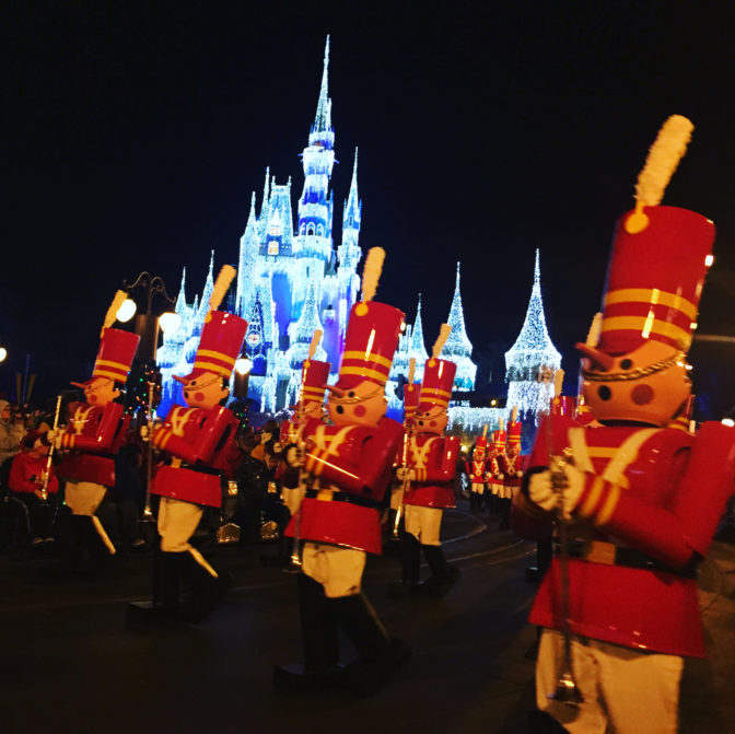 Ranking the Disney World Parks at Christmastime - KennythePirate.com