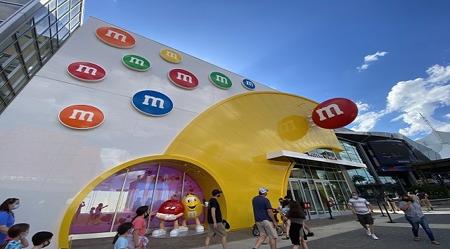 M&M's store opens at Disney Springs
