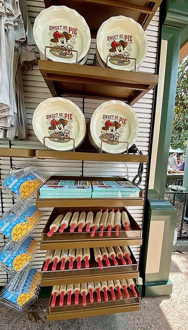 Photos and Prices for All the New 2021 Food and Wine Festival Merchandise