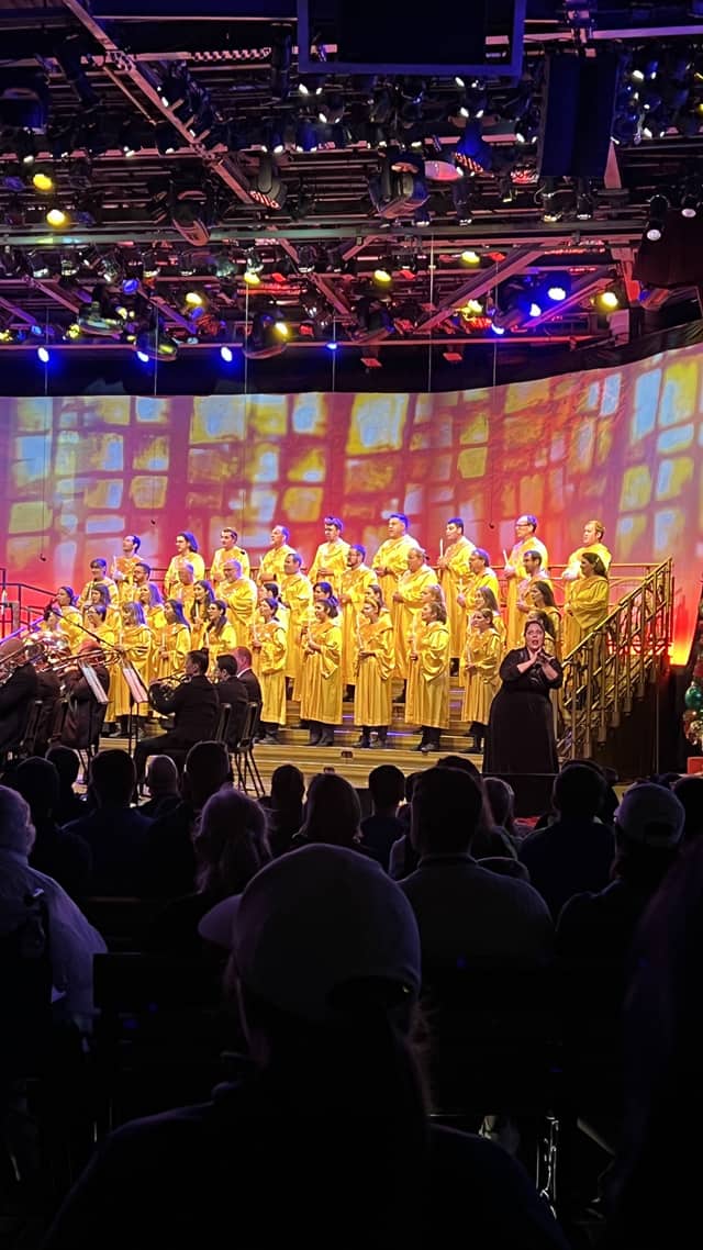 Here is the Complete List of Candlelight Processional Narrators for