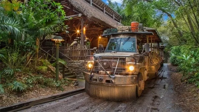 See how Kilimanjaro Safari was affected by Hurricane Ian