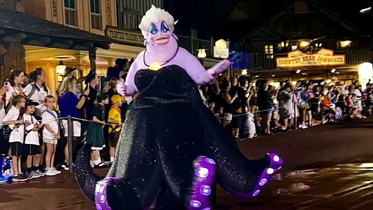 Magic Kingdom, Halloween party, Ursula boo to you parade