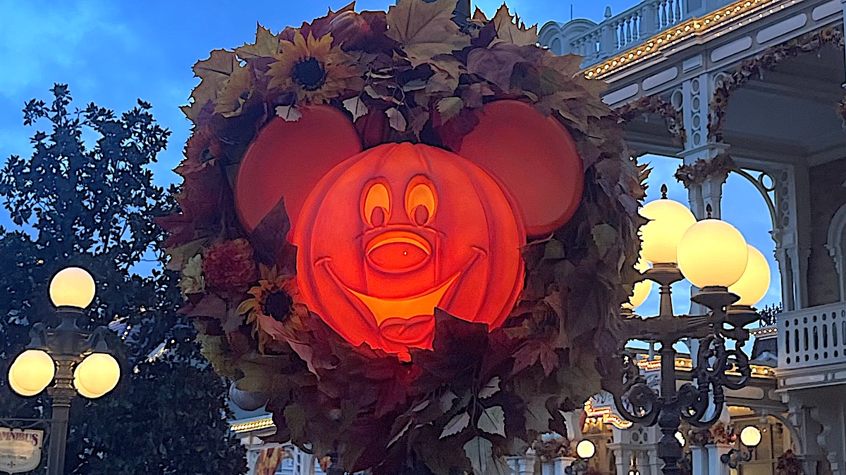 The Best Meet and Greet at Disney World's Halloween Party Last Night