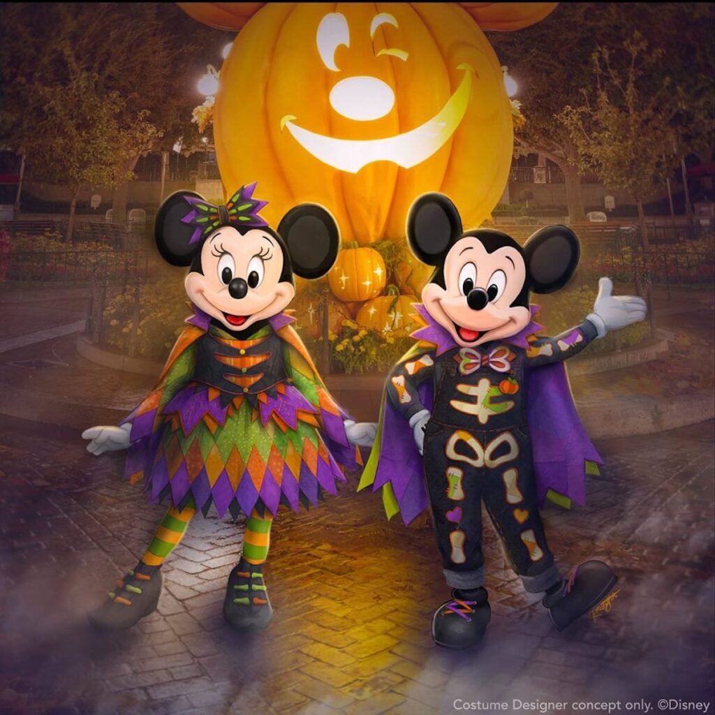 mickey and minnie halloween disneyland