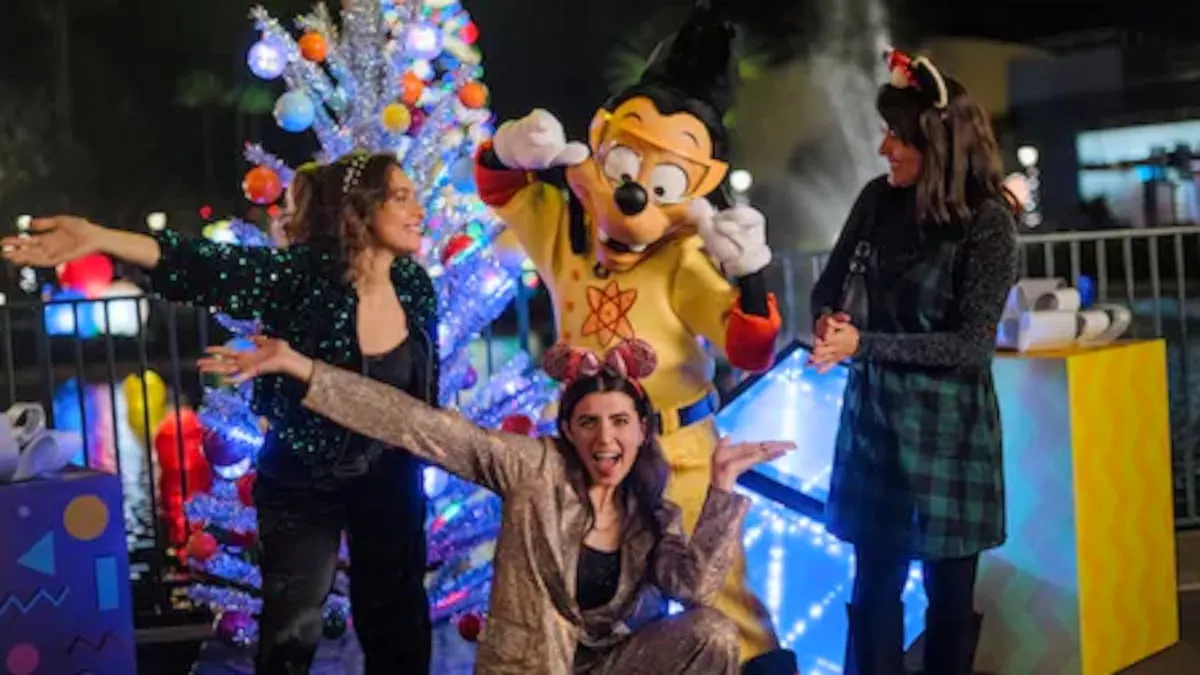 Disney Reveals the Best Free Souvenir For Jollywood Nights