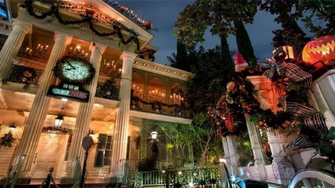 Haunted Mansion Holiday Reopening Date and Virtual Queue Details