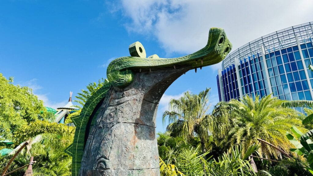 Aligator Volcano Bay Universal