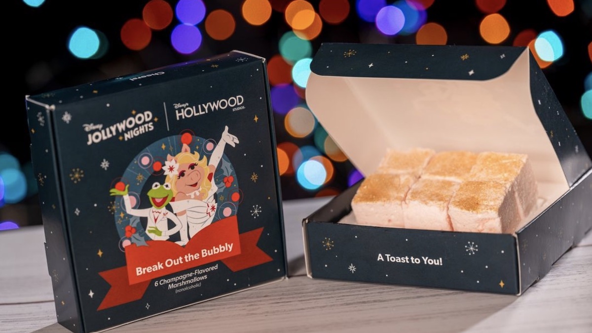 Disney Reveals the Best Free Souvenir For Jollywood Nights