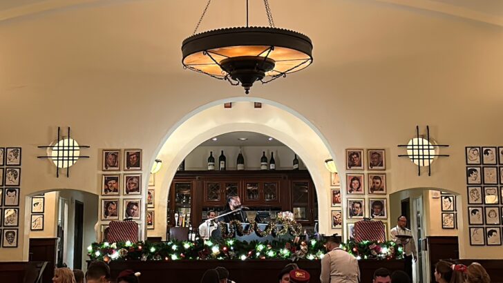 Reservation Date Announced for Jazzy Holidays at the Brown Derby