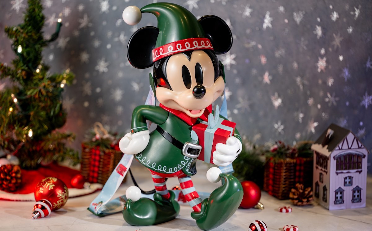 Mickey elf bucket