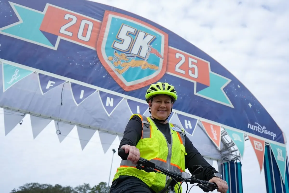 rundisney bike team