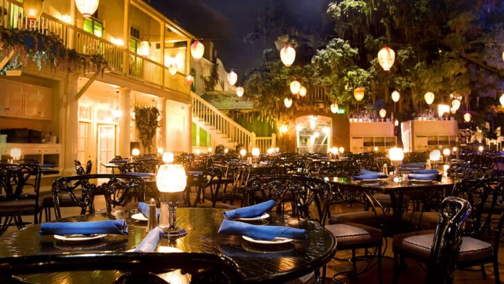 Is Dinner at Disneyland's Popular Blue Bayou Worth the Money